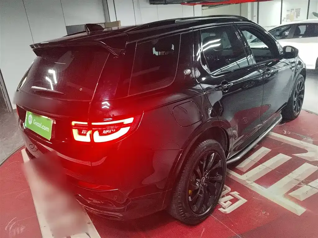 Land Rover Discovery Sport Hybrid — фото 7