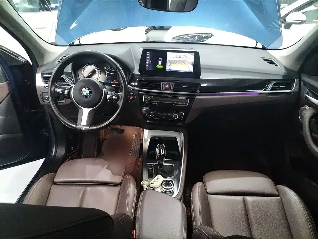 BMW X1 — фото 10
