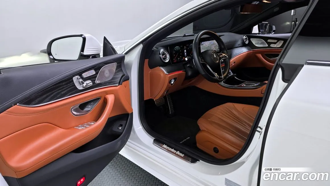 Mercedes-Benz CLS-Class — фото 10