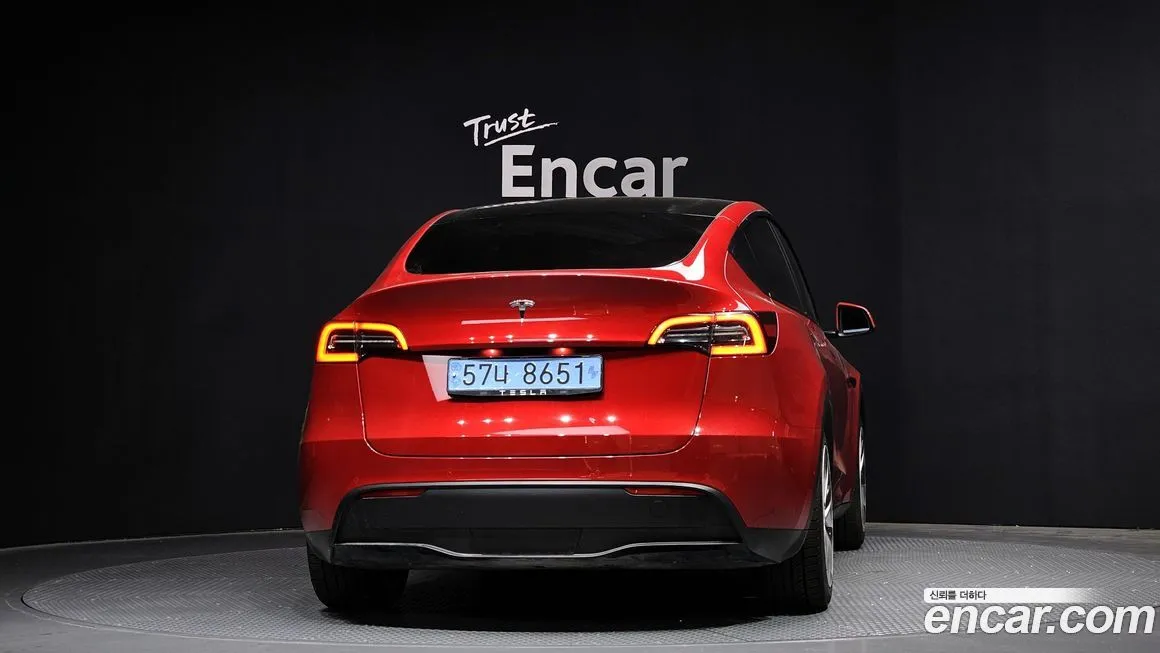 Tesla Model Y — фото 4