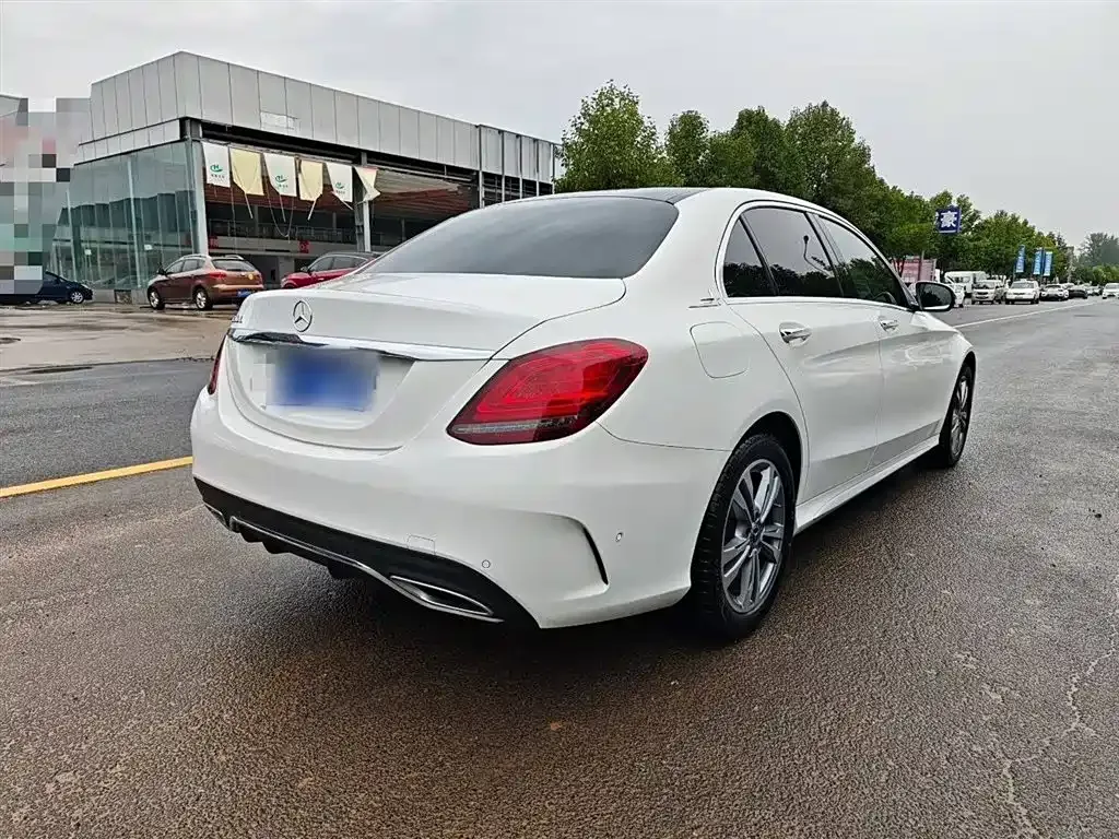 Mercedes-Benz C-Class — фото 9