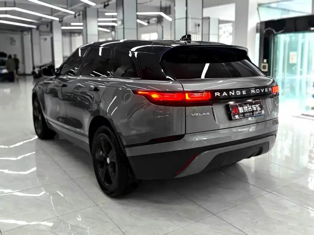 Land Rover Velar — фото 6