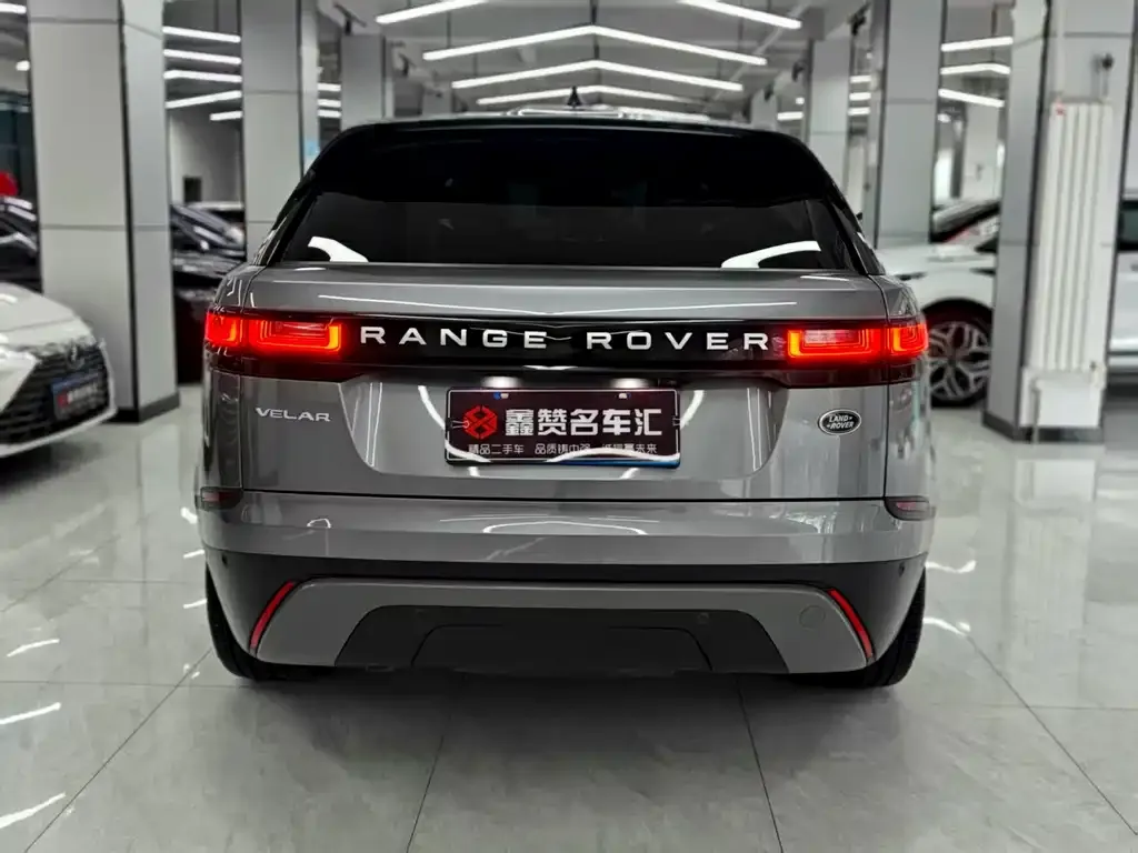 Land Rover Velar — фото 8