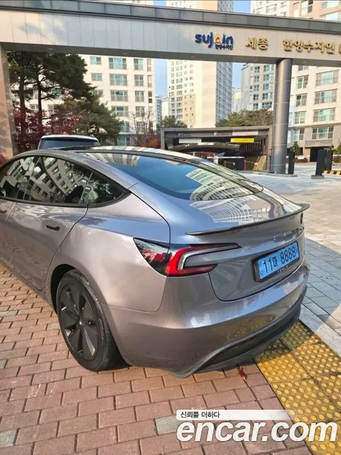Tesla Model 3 — фото 6