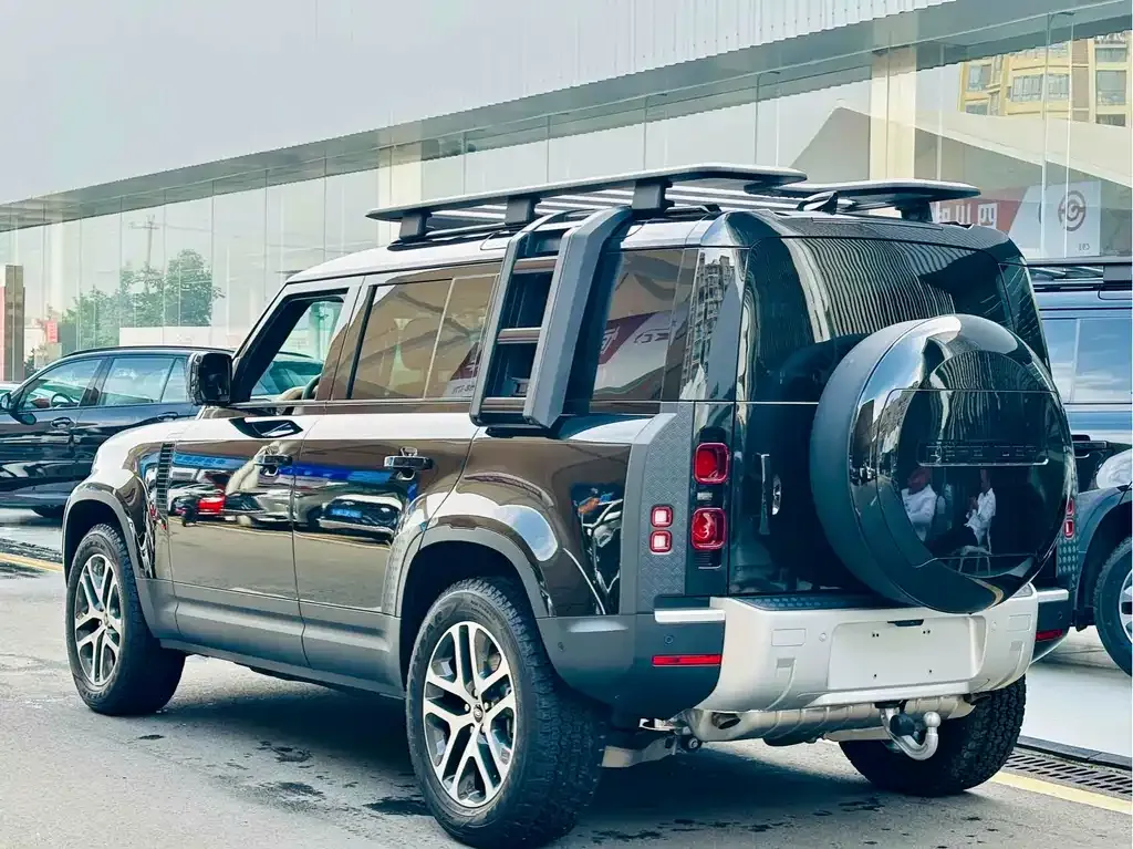 Land Rover Defender — фото 4