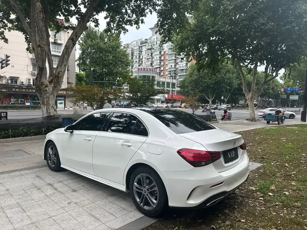Mercedes-Benz A-Class — фото 4