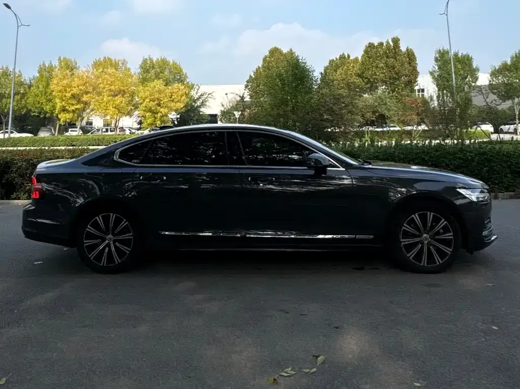 Volvo S90 — фото 4