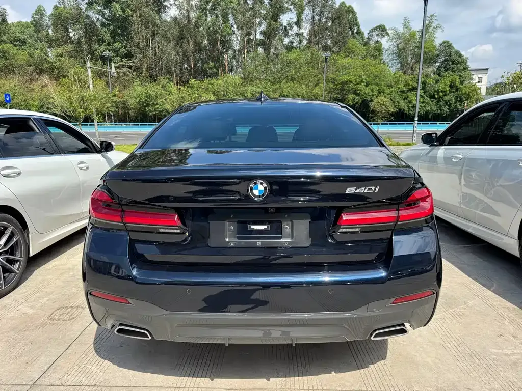 BMW 5 Series (Import) — фото 10