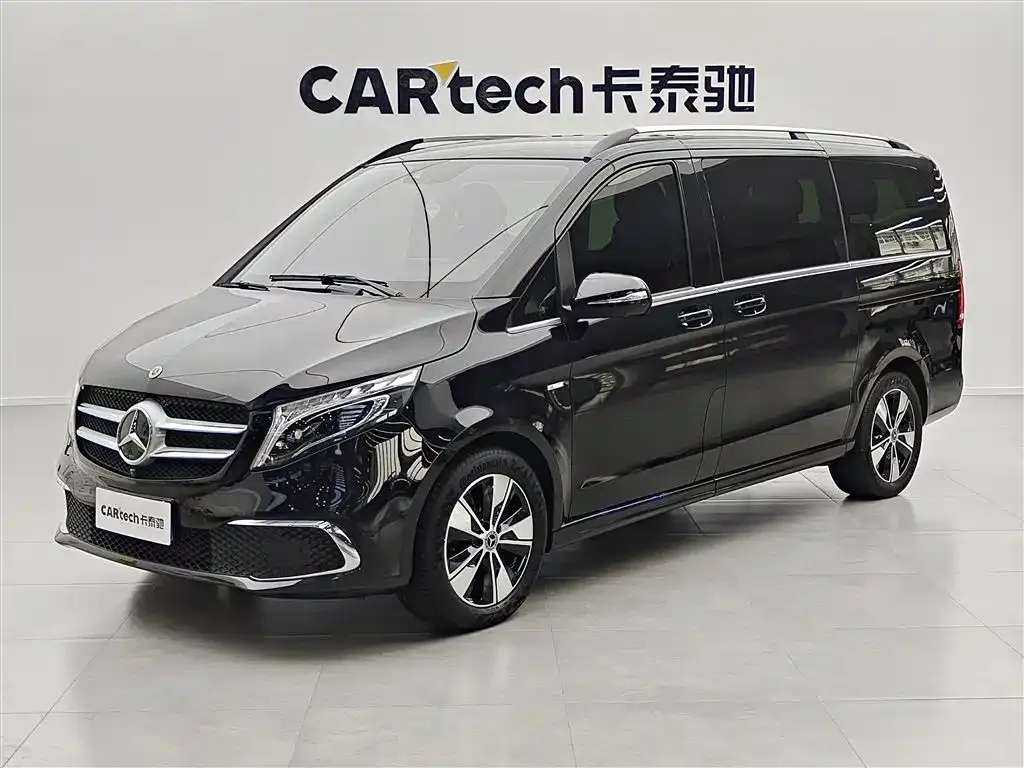 Mercedes-Benz V-Class — фото 1