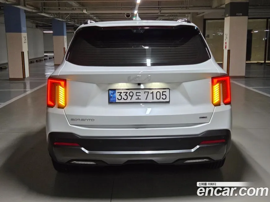 Kia Sorento — фото 4
