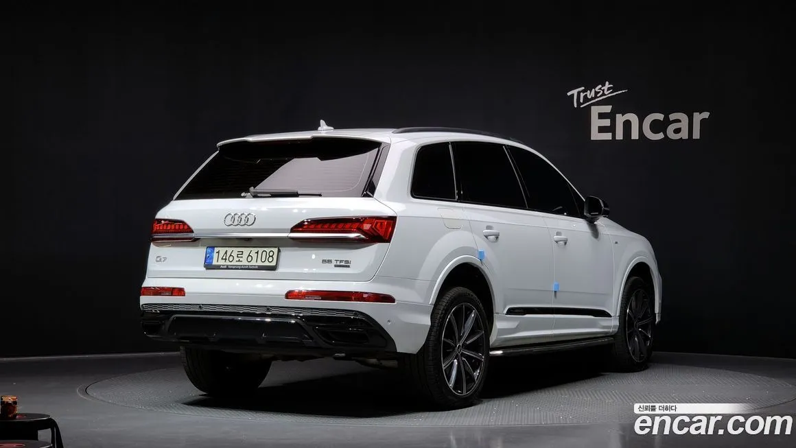 Audi Q7 — фото 2