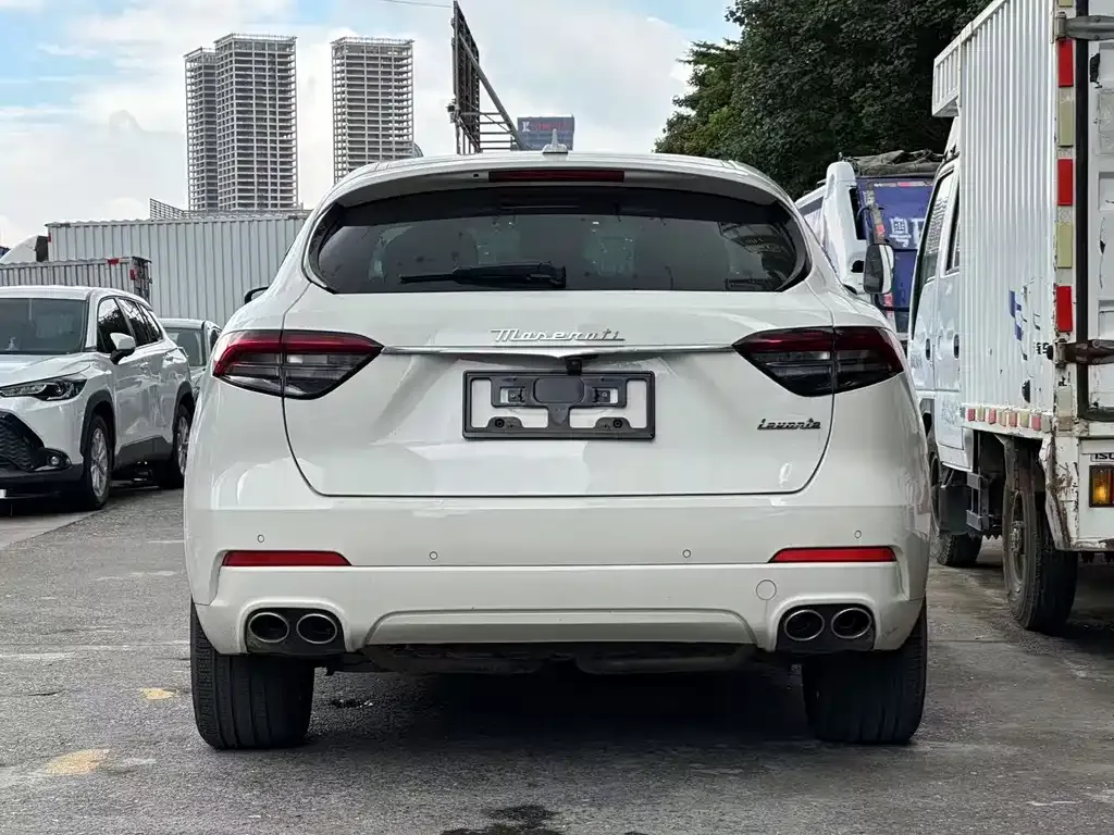 Maserati Levante — фото 10