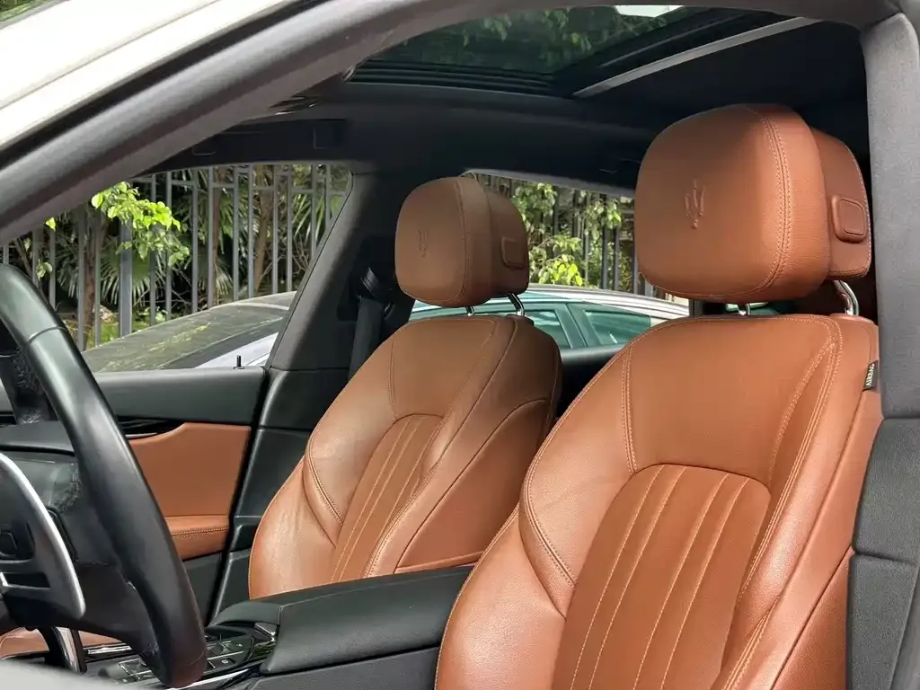 Maserati Levante — фото 3
