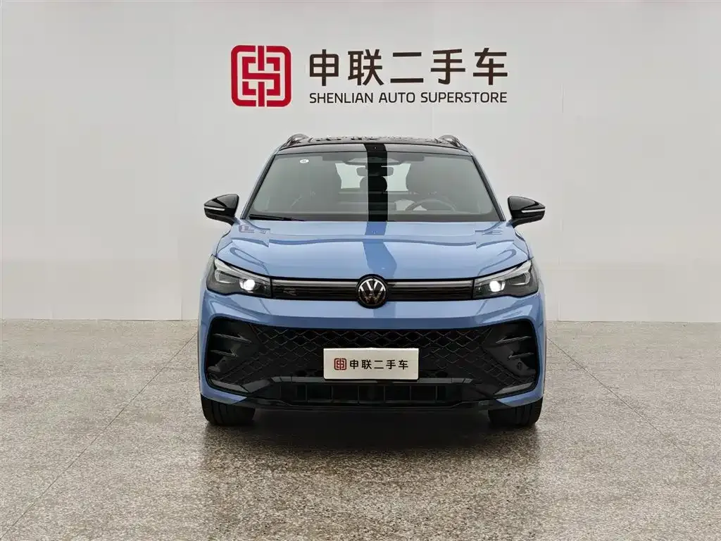 Volkswagen Tiguan L — фото 4