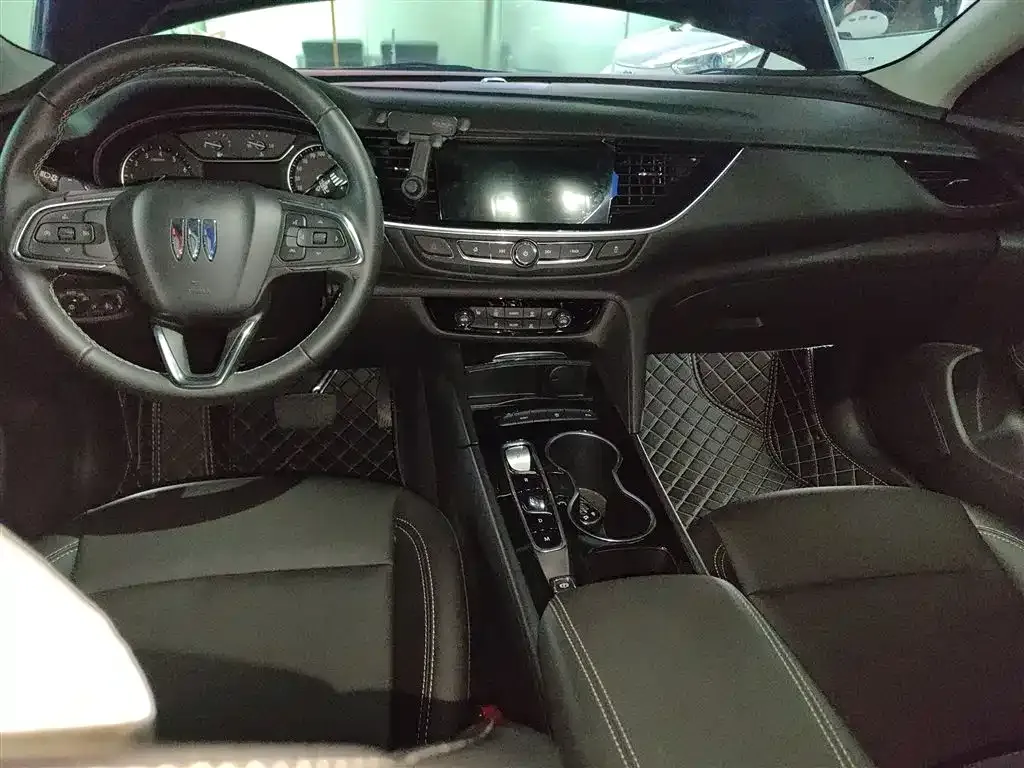 Buick Regal — фото 10