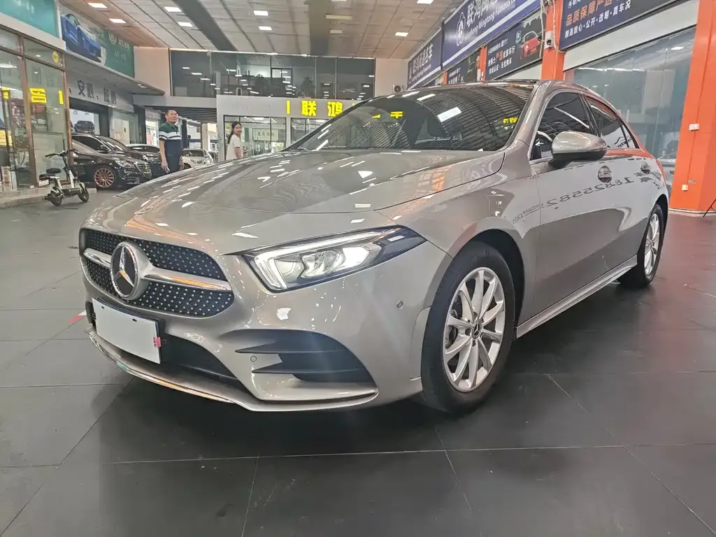 Mercedes-Benz A-Class — фото 1