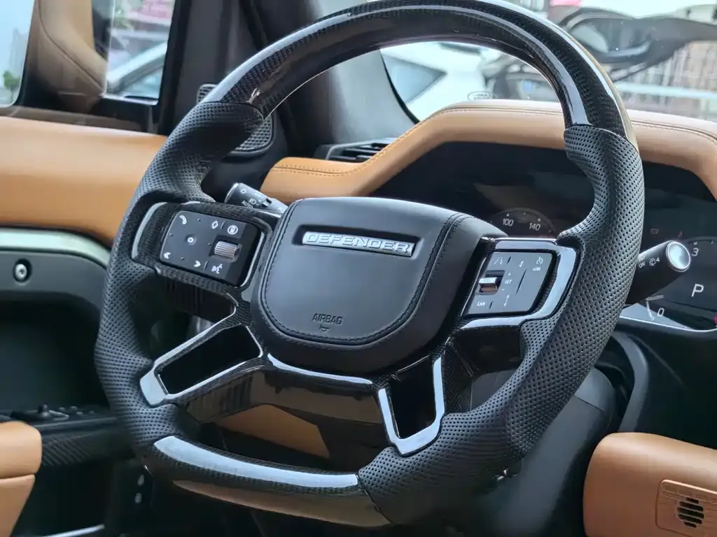 Land Rover Defender — фото 10