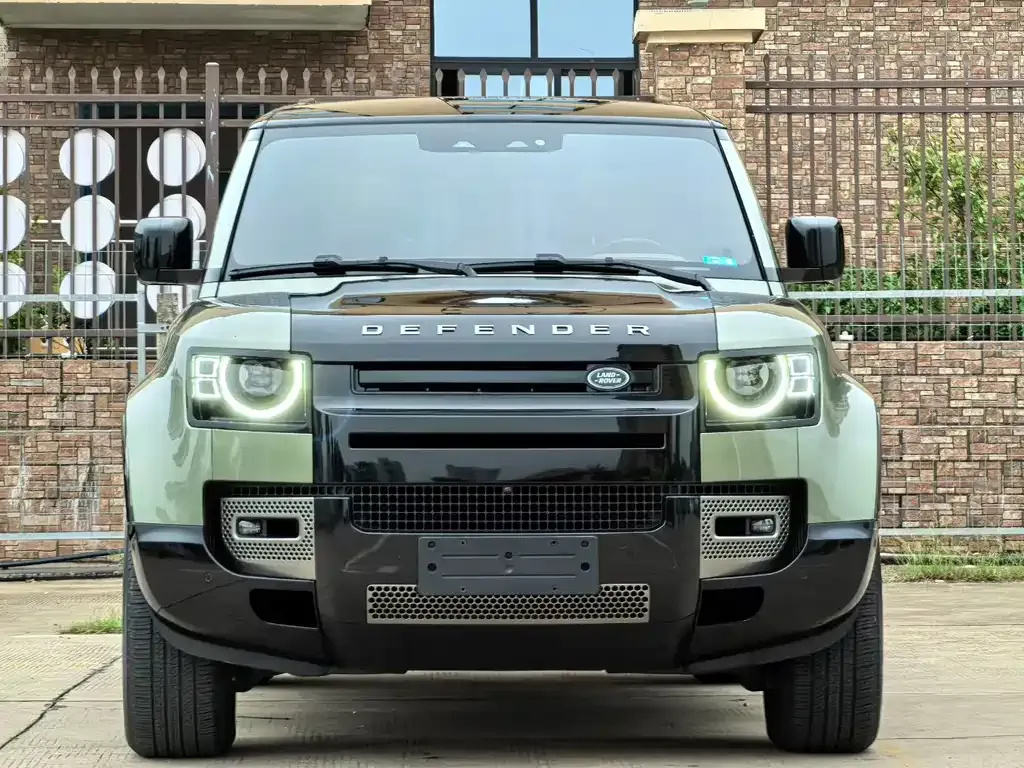 Land Rover Defender — фото 2