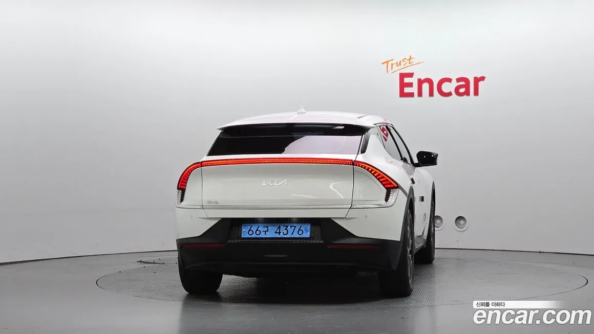 Kia EV6 — фото 4