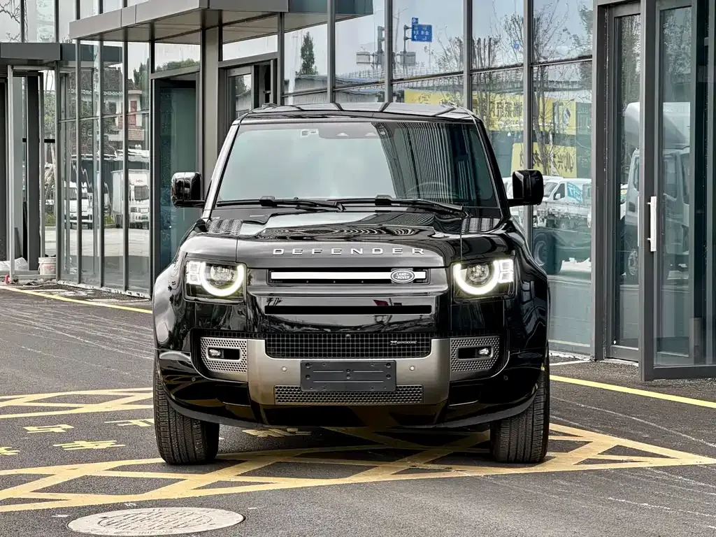 Land Rover Defender — фото 2