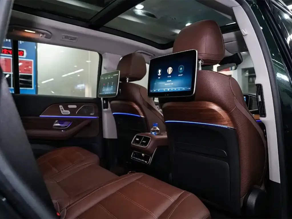 Mercedes-Benz GLS — фото 6