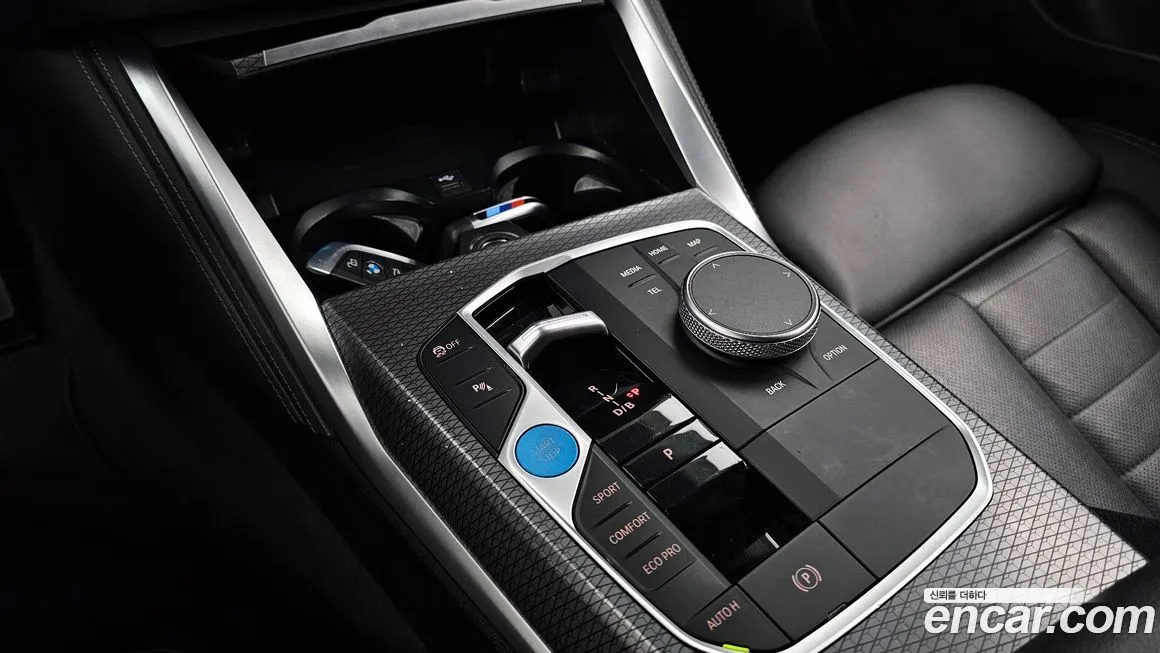 BMW i4 — фото 9