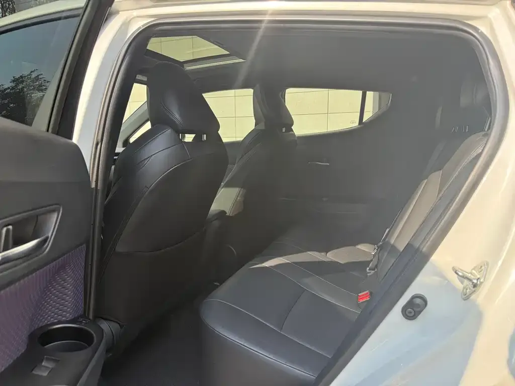 Toyota IZOA EV — фото 10