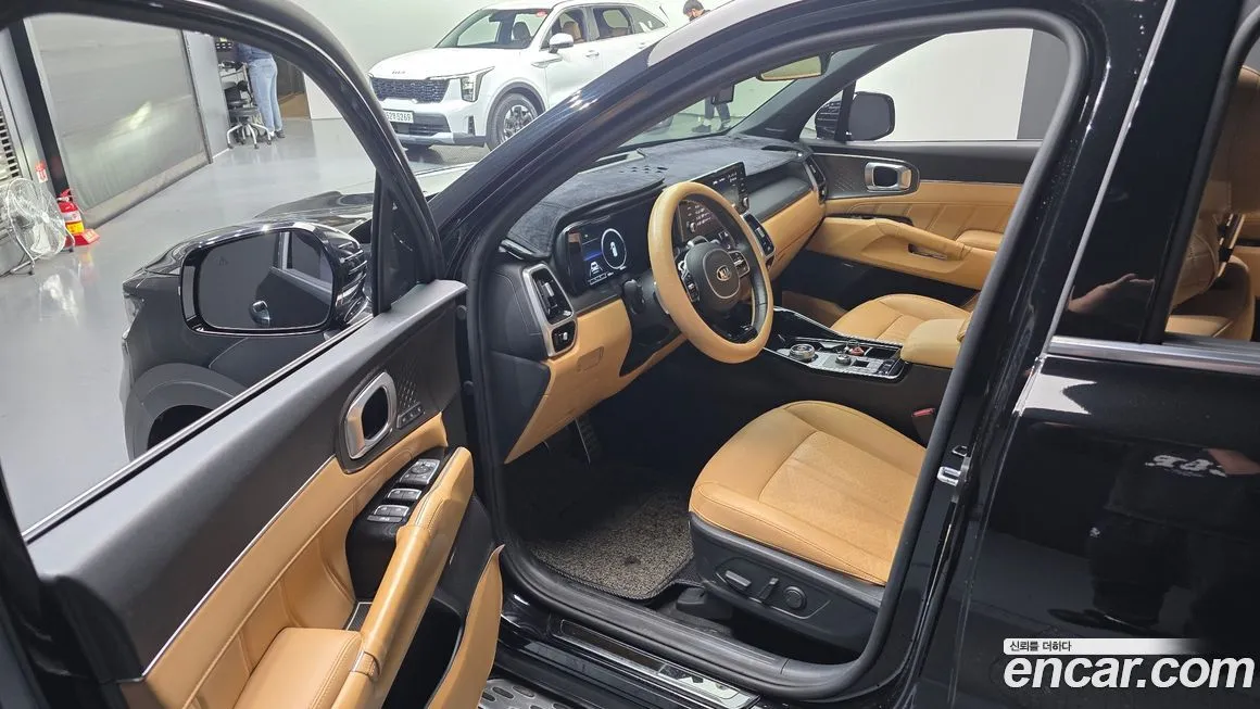 Kia Sorento — фото 10
