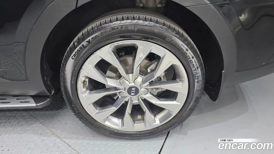 Kia Sorento — фото 5