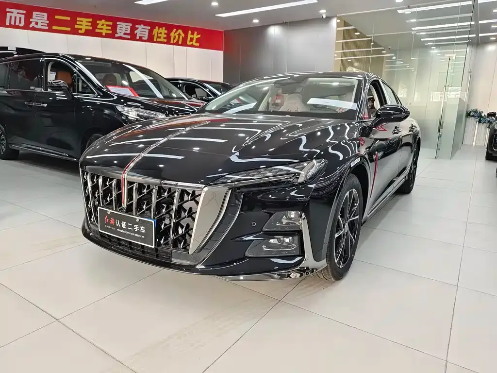Hongqi H6 — фото 1