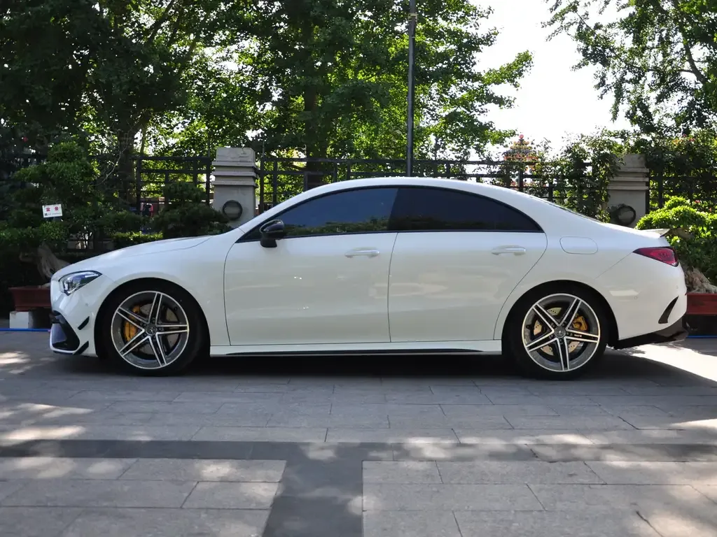 Mercedes-Benz CLA AMG — фото 3