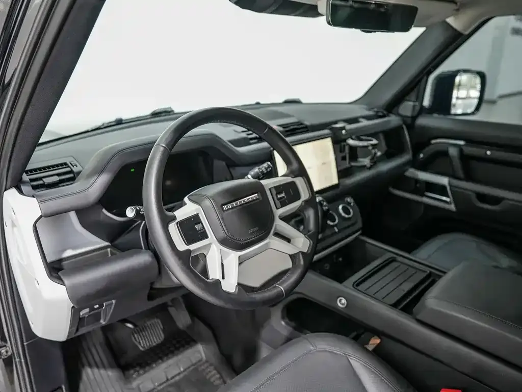 Land Rover Defender — фото 7