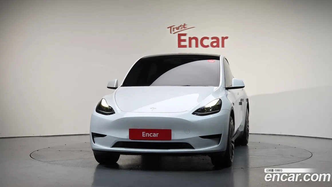 Tesla Model Y — фото 3