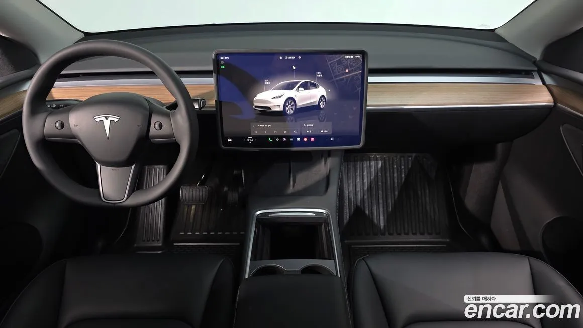 Tesla Model Y — фото 7