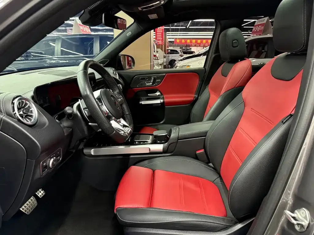 Mercedes-Benz GLB AMG — фото 4