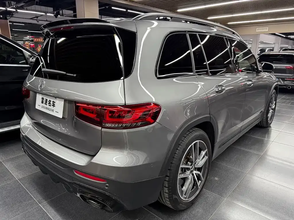 Mercedes-Benz GLB AMG — фото 7