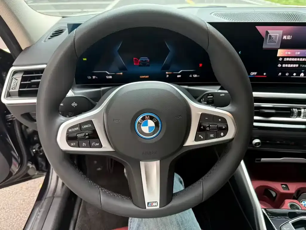BMW i3 — фото 4