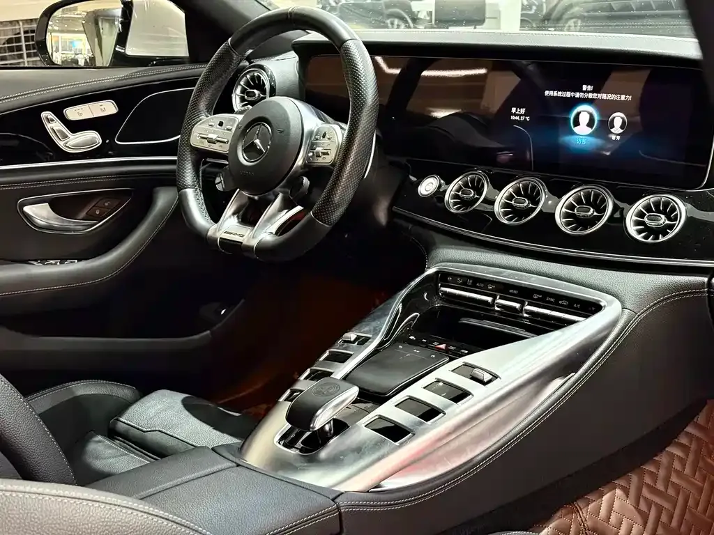 Mercedes-Benz AMG GT — фото 6