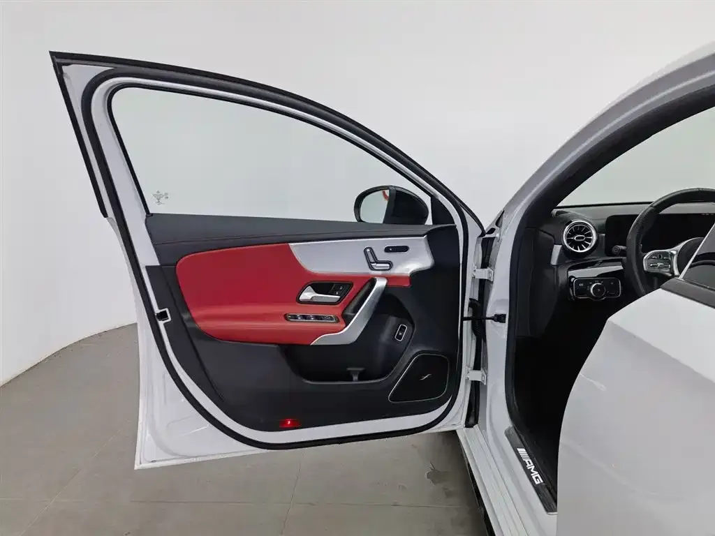 Mercedes-Benz A-Class AMG — фото 8