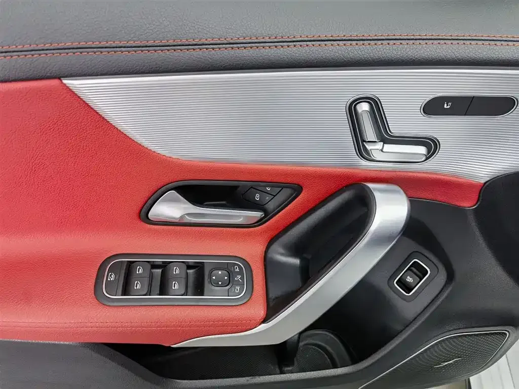 Mercedes-Benz A-Class AMG — фото 9