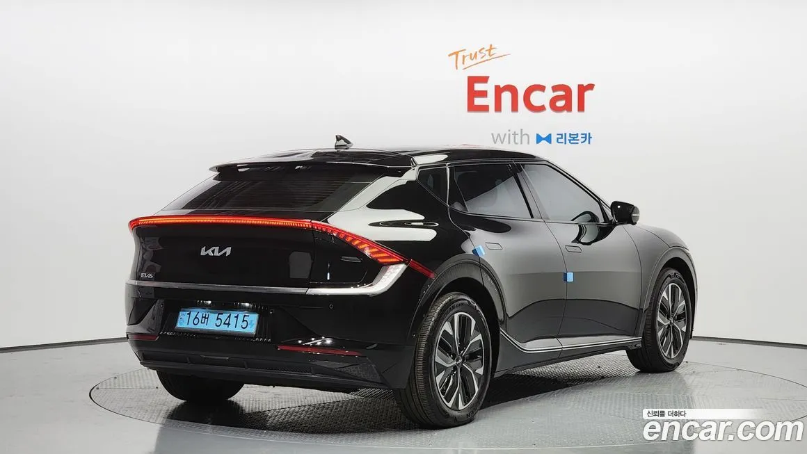 Kia EV6 — фото 2