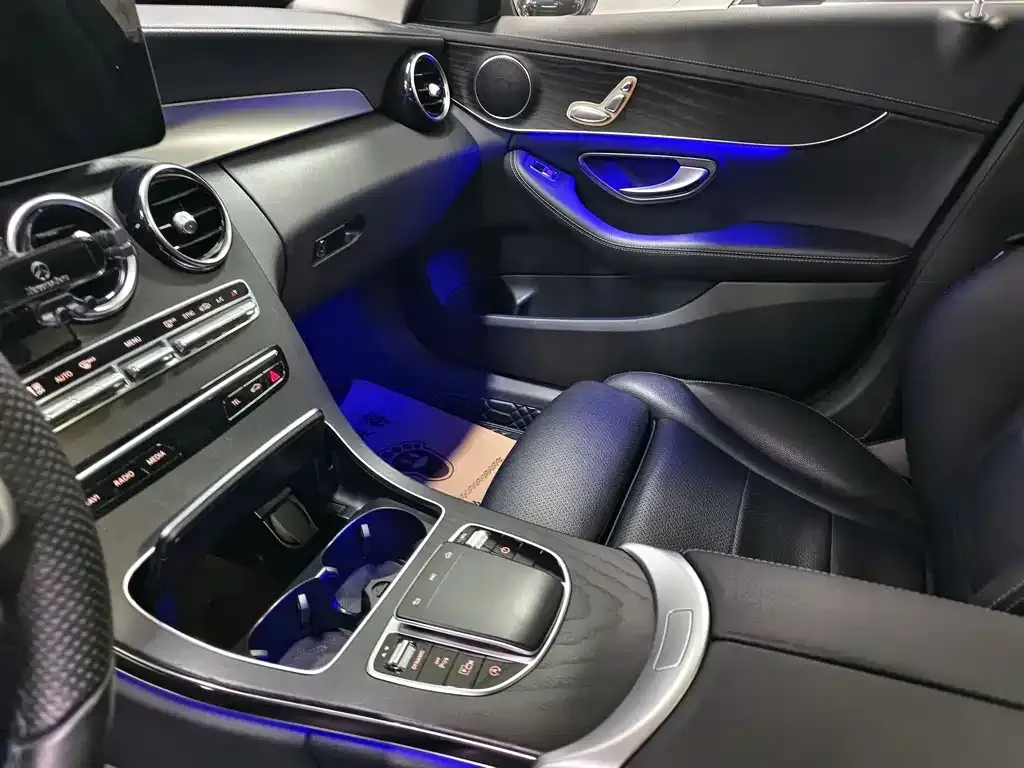 Mercedes-Benz C-Class — фото 10