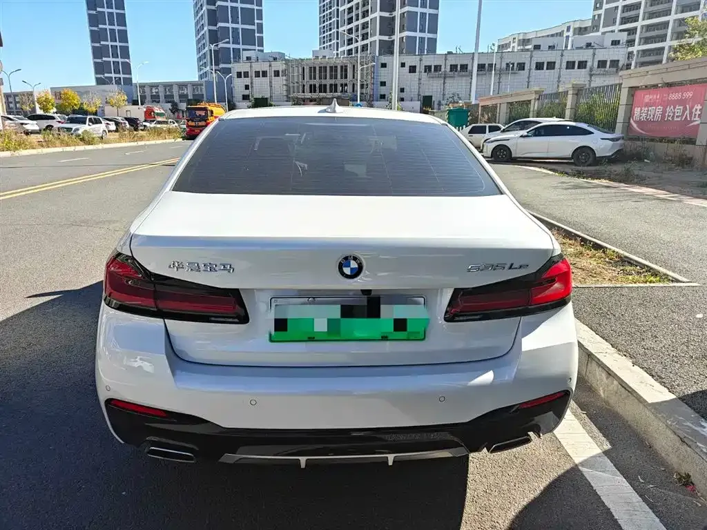 BMW 5 Series New Energy — фото 3