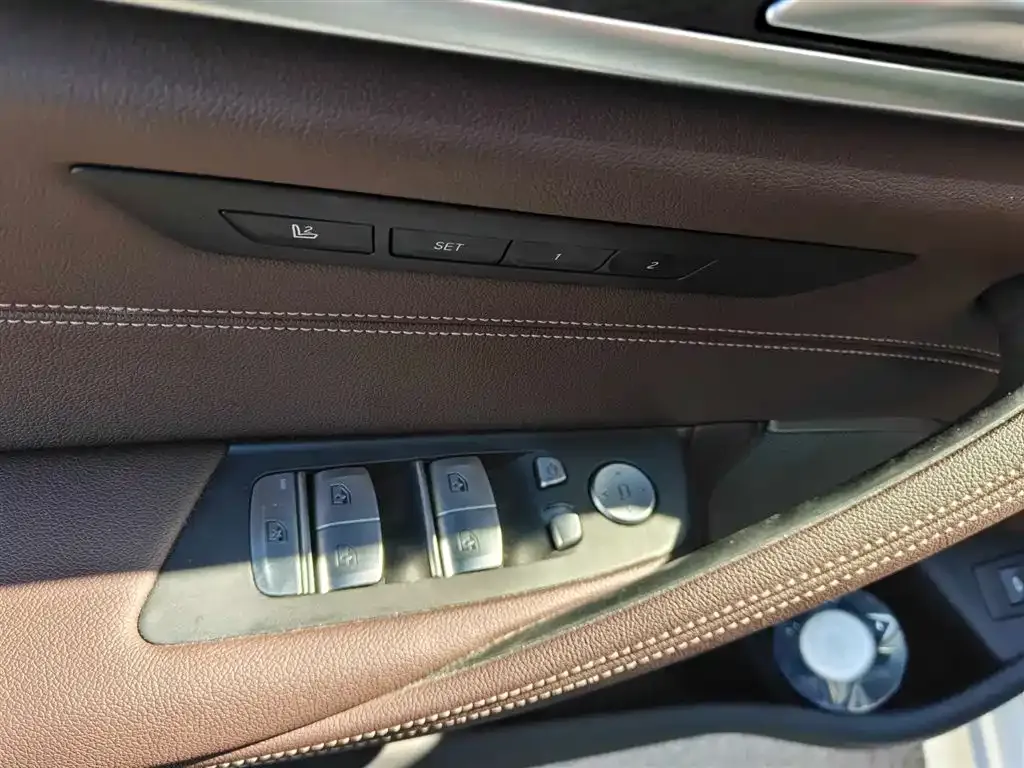 BMW 5 Series New Energy — фото 6