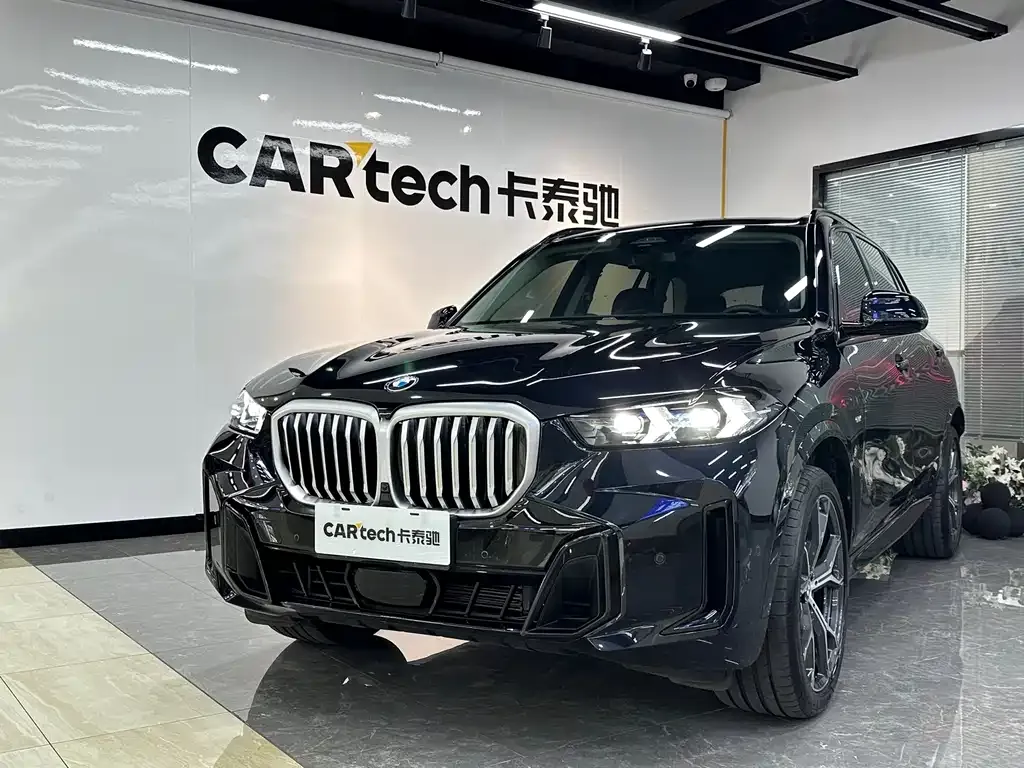 BMW X5 — фото 1