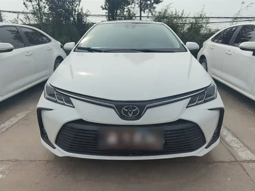 Toyota Corolla — фото 3