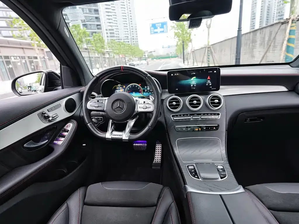 Mercedes-Benz GLC AMG — фото 8