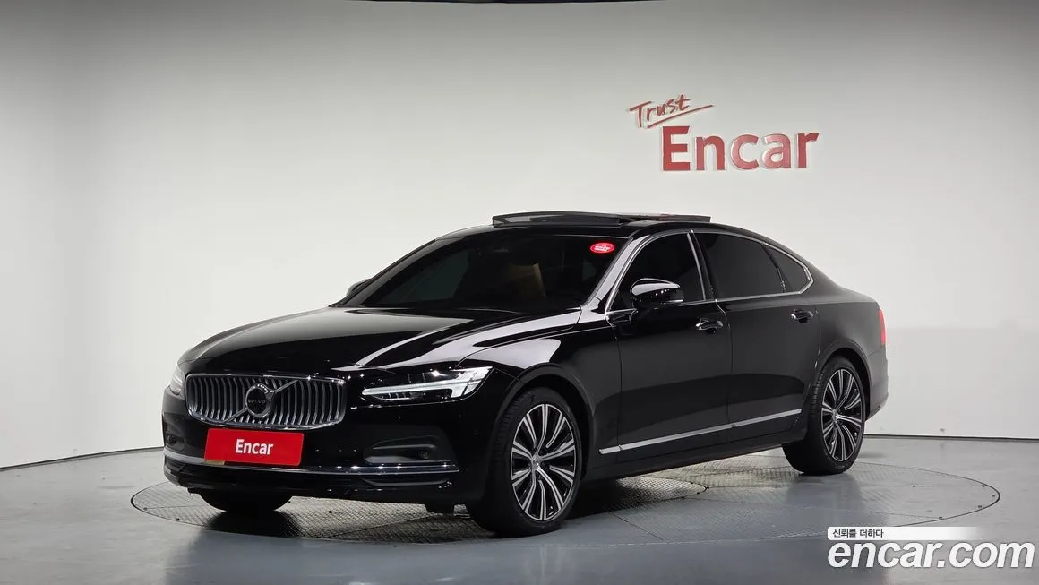 Volvo S90 — фото 1