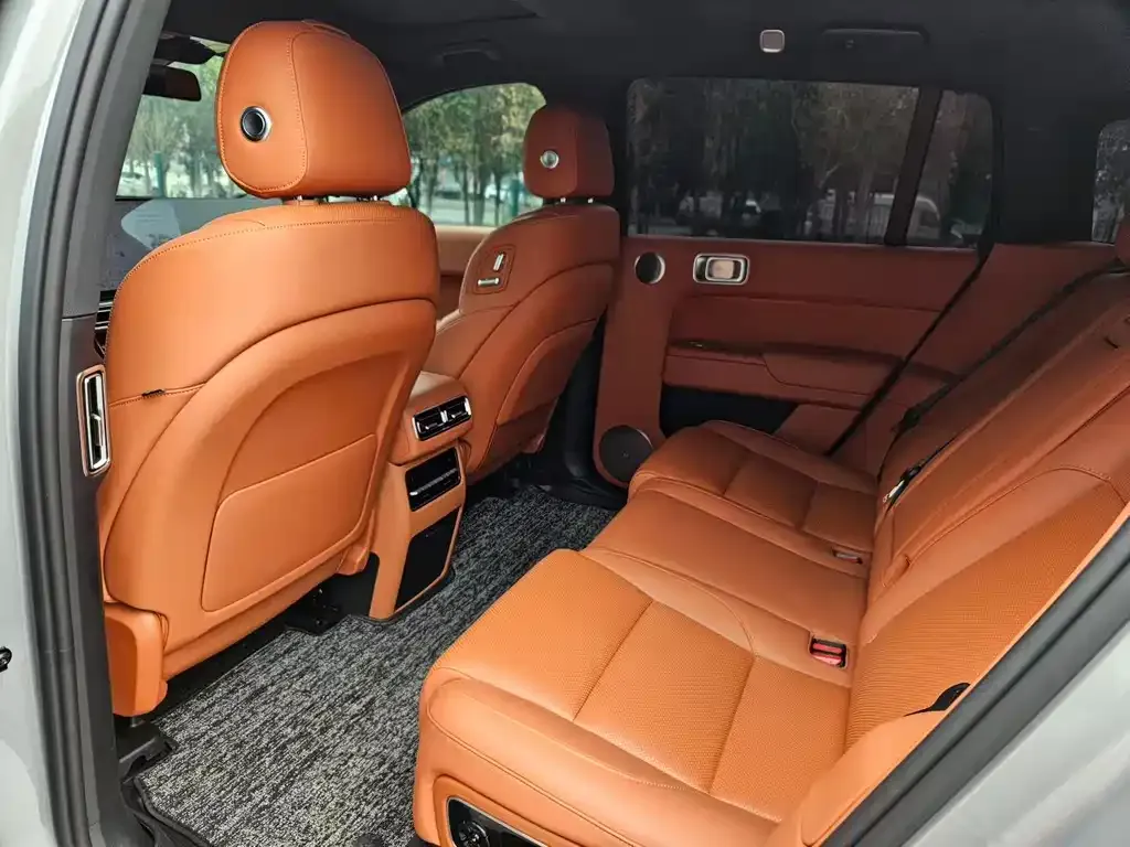 Li Auto L7 — фото 4