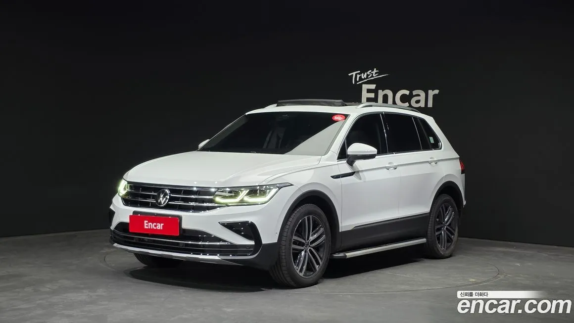 Volkswagen Tiguan — фото 1